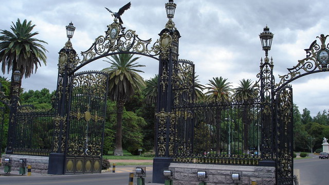 Parque General San Martín en Mendoza, Argentina. Foto: McAllen Bro.