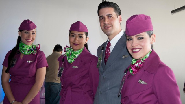 Embajadores, nunca empleados. Si algo distinguía a la aerolínea era la forma de inspirar a sus colaboradores, quienes en una industria de servicio son la pieza más importante