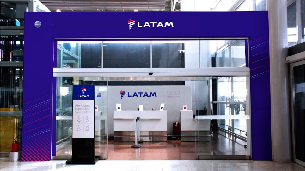 latam_portico_aeropuerto-de-congonhas