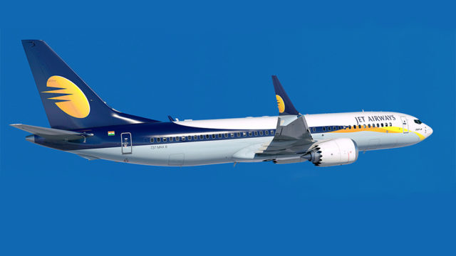 Cesan a presidente de Jet Airways en espera de rescate financiero