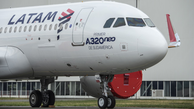 LATAM y sindicato de pilotos alcanzan acuerdo y concluye la huelga