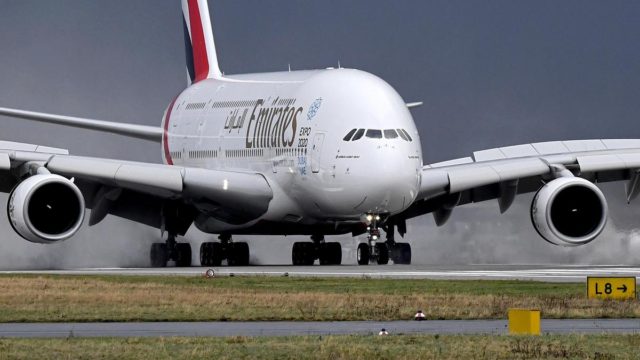 Emirates Airlines reanudará operaciones a Londres y París con A380