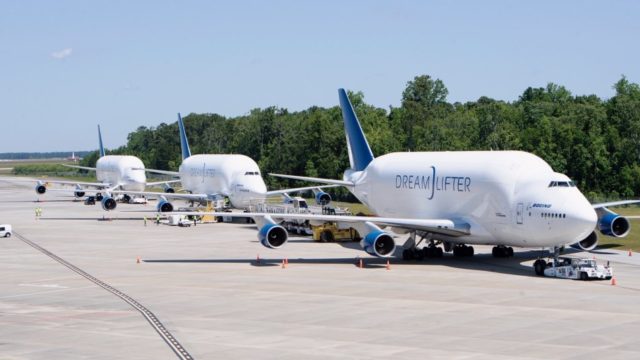 Boeing crea puente aéreo entre China y Estados Unidos con tres Dreamlifters