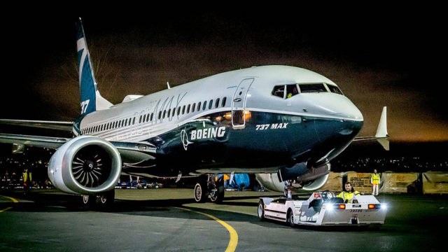 Boeing reduce ritmo de producción de 737