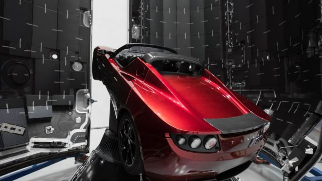 Este es el Tesla Roadster que Elon Musk quiere llevar al espacio