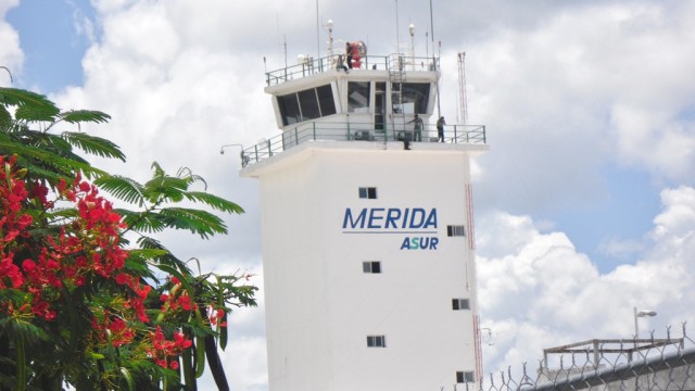 Controlador aéreo acepta culpa en incidente de aeropuerto de Mérida