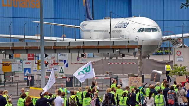 Lufthansa planea despedir a más de 22,000 empleados