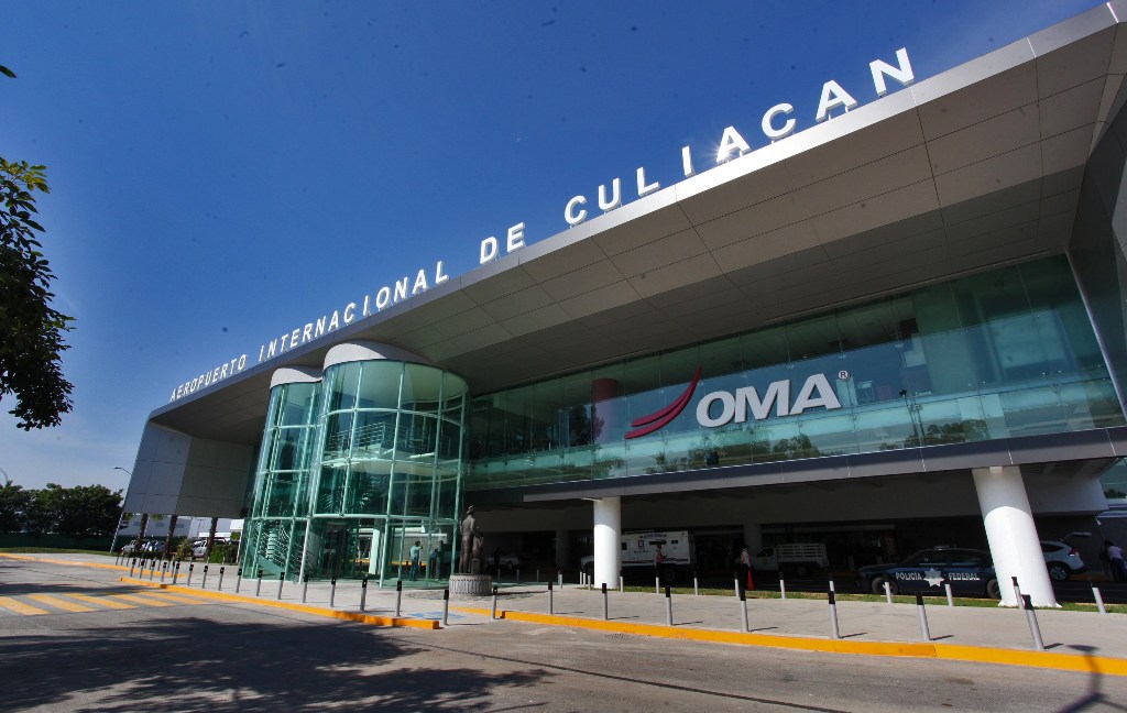 Caos en aeropuertos de Sinaloa tras la captura de Ovidio Guzmán