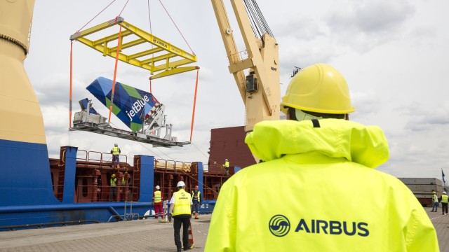 Zarpa el primer barco con componentes para la línea de ensamblaje de Airbus en Mobile