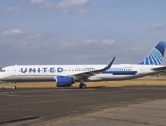 3840px-N64321_Airbus_A321-271NY_XLR_United_Airlines_Farnborough_22.7.26_(55420552482) United Airlines anuncia 10 nuevos destinos internacionales para 2027