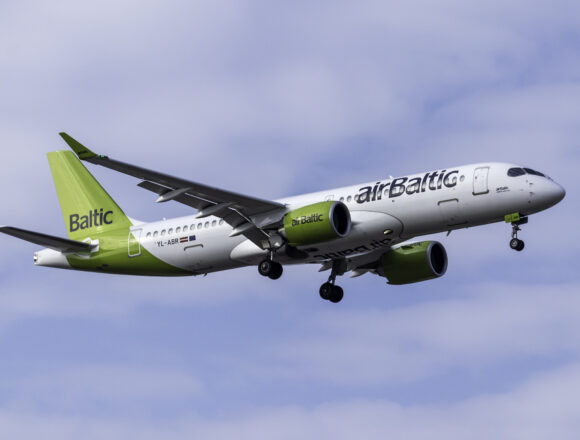 airBaltic ajustará su flota y red como parte de un nuevo plan de negocio