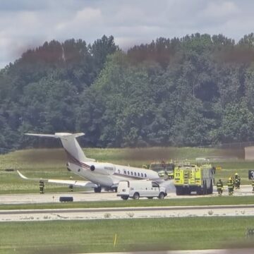 Citation Longitude de NetJets realizó un aterrizaje de emergencia tras falla en el tren de nariz