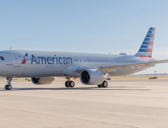 Laptop se incendia durante vuelo de American Airlines y deja a pasajero con posibles quemaduras