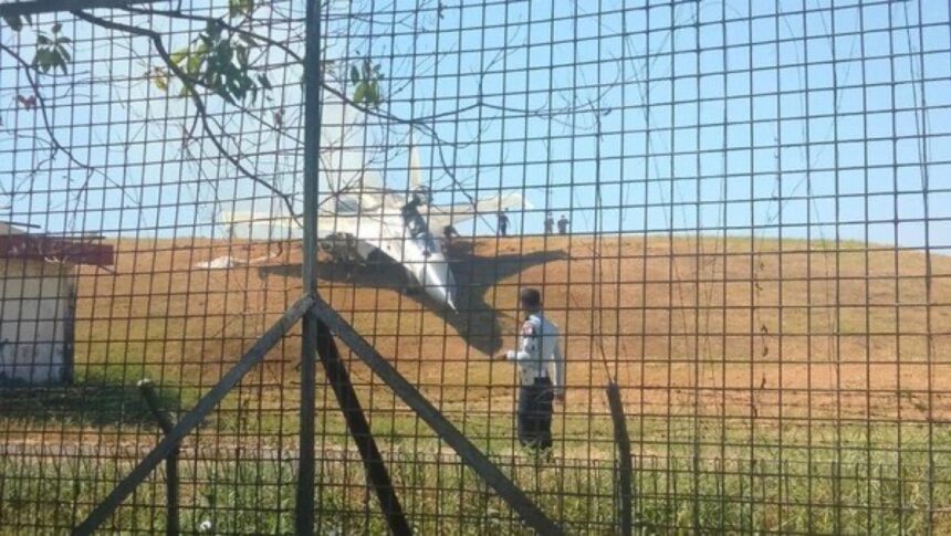 Sukhoi Su-30 de la Fuerza Aérea de Indonesia sufre excursión de pista