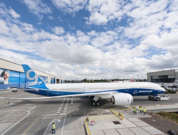 787_FAA FAA ordena revisión a algunos Boeing 787 por posible riesgo estructural