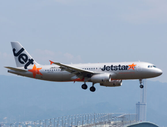 Qantas y JAL acuerdan reorganizar la estructura accionaria de Jetstar Japan