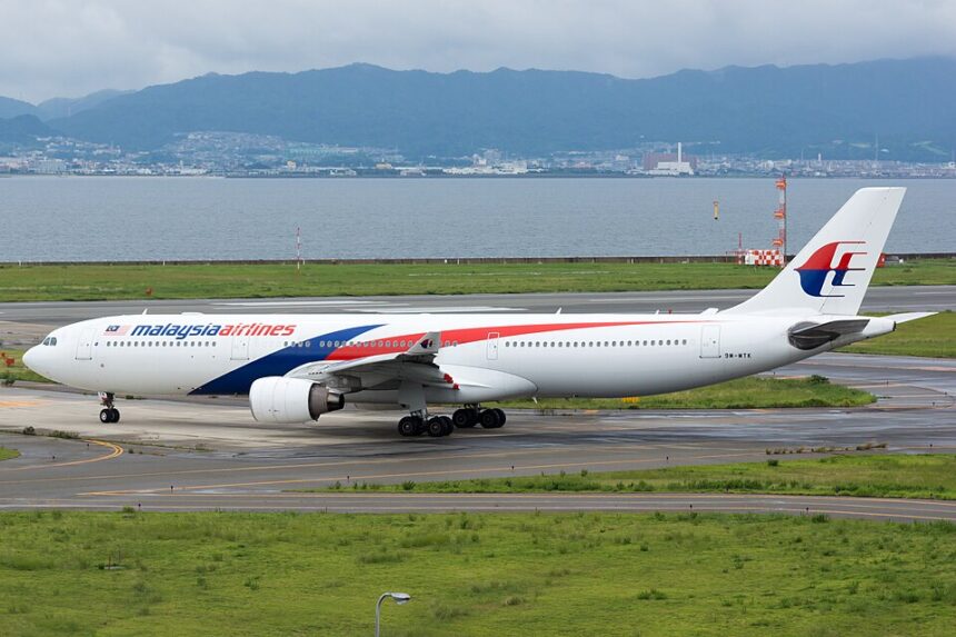 Malaysia Airlines Airbus A330 de Malaysia Airlines aborta despegue en Tokio por falla de motor