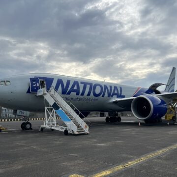National Airlines completa un vuelo récord con un Boeing 777 Freighter