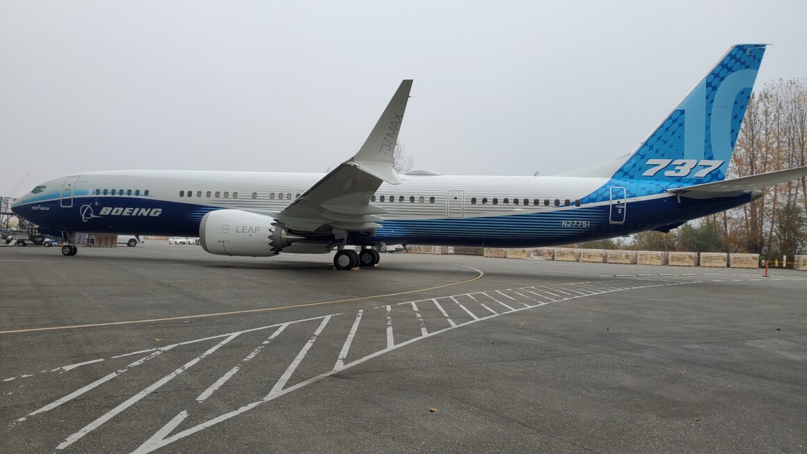 FAA retrasa certificación del Boeing 737 MAX 10 por problema de software