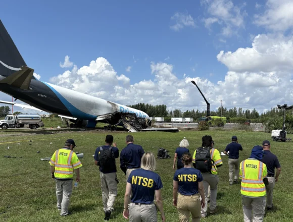 NTSB revela intento de go-around durante aterrizaje del Boeing 767 de Amazon en Miami