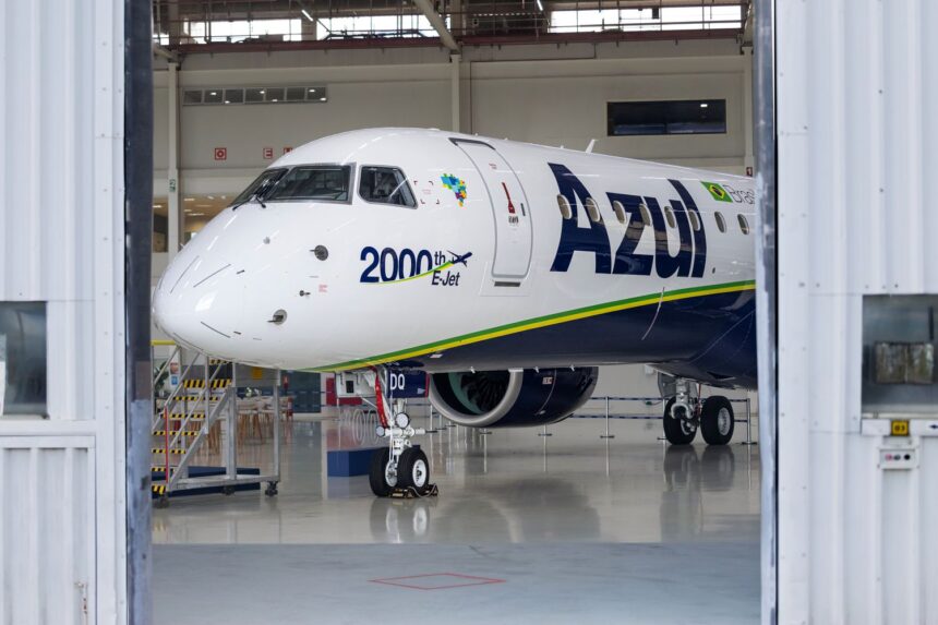 Embraer 2000 Embraer entrega su E-Jet número 2,000