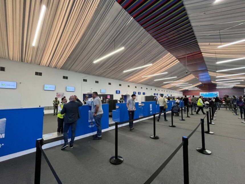 Maiquetía reabre sus puertas a pasajeros con operaciones desde terminales temporales