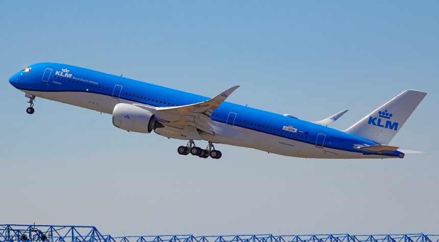 KLM A350 Primer airbus A350-900 de KLM completa su primer vuelo de pruebas en toulouse