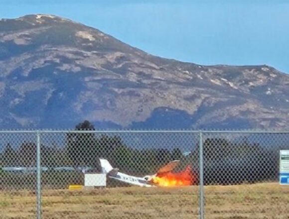 Dos personas mueren tras estrellarse en un Cessna en San Diego