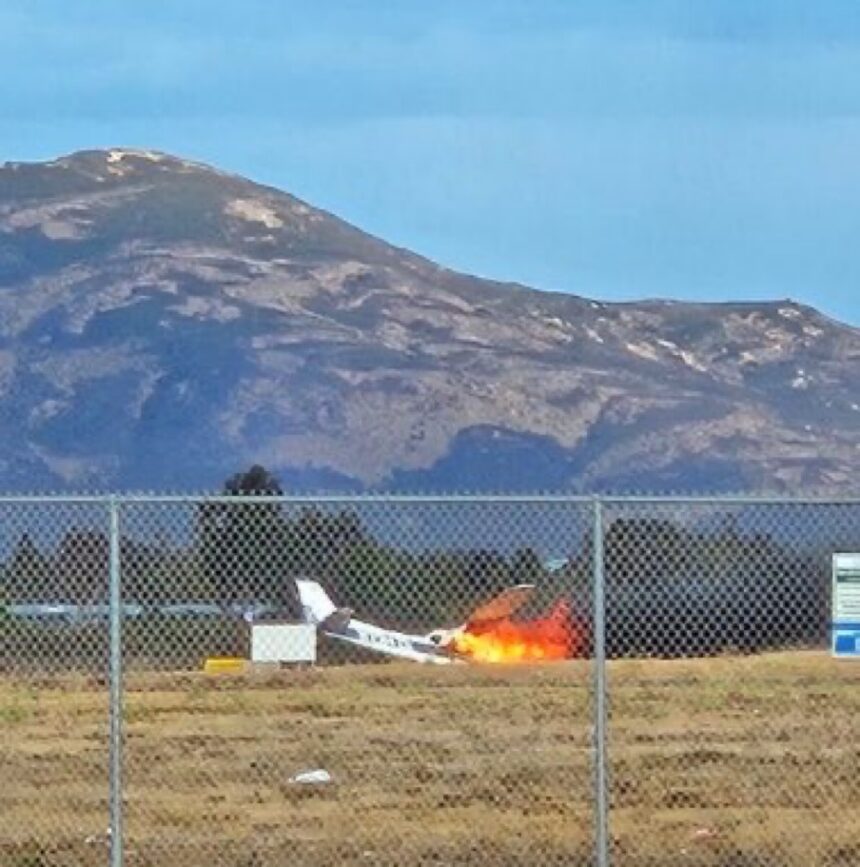 C172 Dos personas mueren tras estrellarse en un Cessna en San Diego