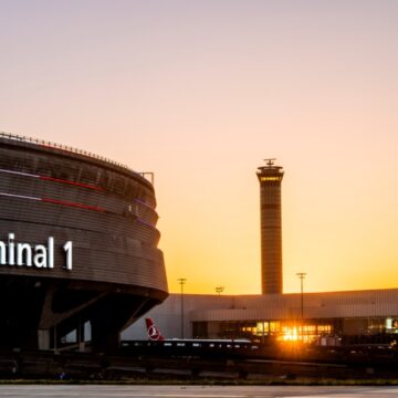 Hombre ingresa sin autorización a zona restringida del aeropuerto Charles de Gaulle
