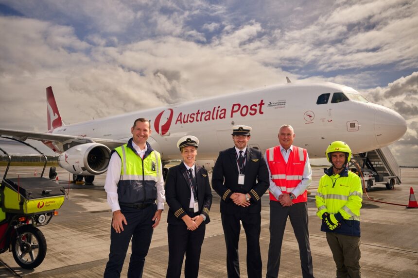 Qantas Freight A321 Qantas Freight y Australia Post incorporan un Airbus A321 convertido en carguero