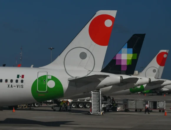 México podría autorizar fusión de Viva y Volaris antes de finalizar 2026