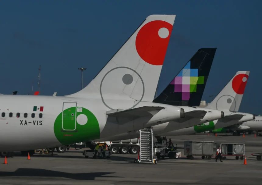 México podría autorizar fusión de Viva y Volaris antes de finalizar 2026