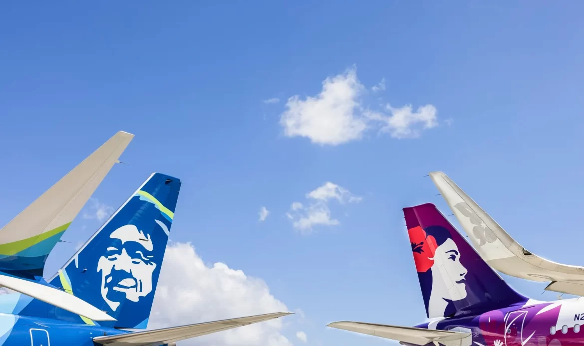 Alaska y Hawaiian Airlines unifican operaciones bajo una sola base regulatoria