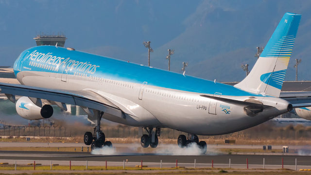 Aerolíneas Argentinas retira su último Airbus A340