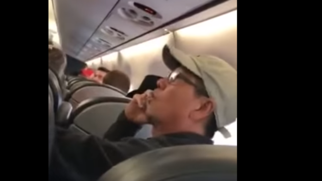 Nuevo video en el incidente de United Airlines empeora la situación