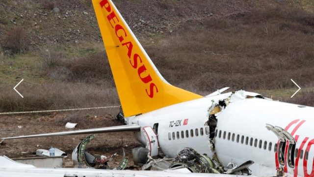 Despiste de Pegasus Airlines en Estambul deja tres muertos y 179 heridos