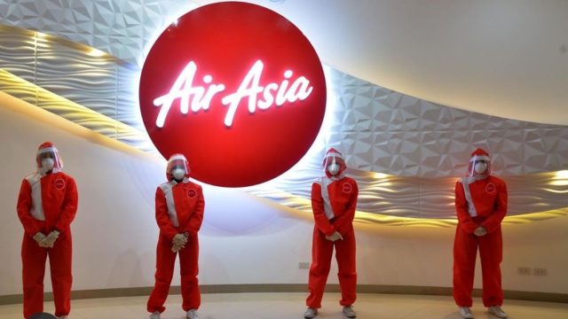 AirAsia presenta nueva vestimenta de tripulaciones para emergencia sanitaria