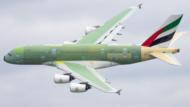 Realiza primer vuelo de prueba el último A380 en ser producido