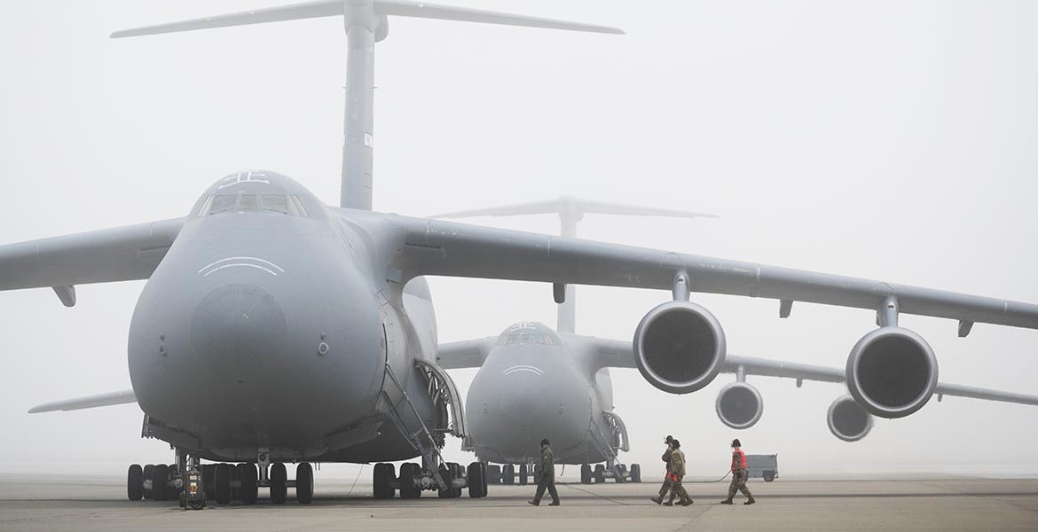 Un C-5 Super Galaxy de EE.UU. entrega seis millones de comidas en Panamá
