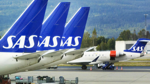 Pilotos de Scandinavian Airlines se van a huelga