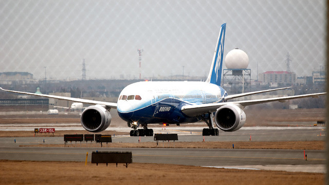 Advierte FAA falla en software del Boeing 787