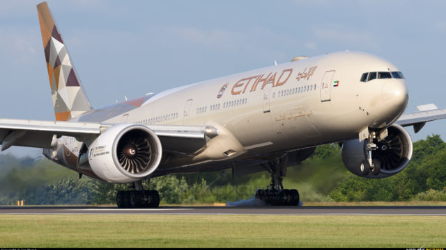 Etihad Airways pone en venta 38 de sus aeronaves