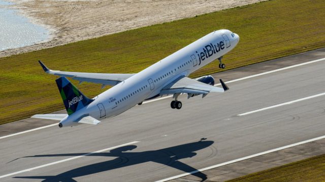 JetBlue anuncia primeros vuelos a Londres