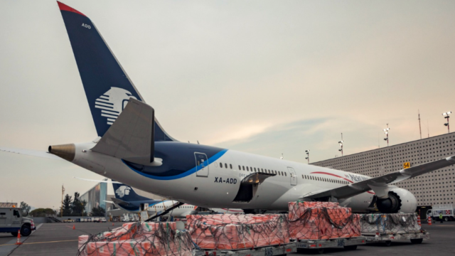 Alcanza Aeroméxico 400 vuelos exclusivos de carga durante la pandemia