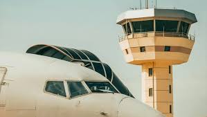 Controladores aéreos suspenden protesta y abren negociaciones con autoridades federales