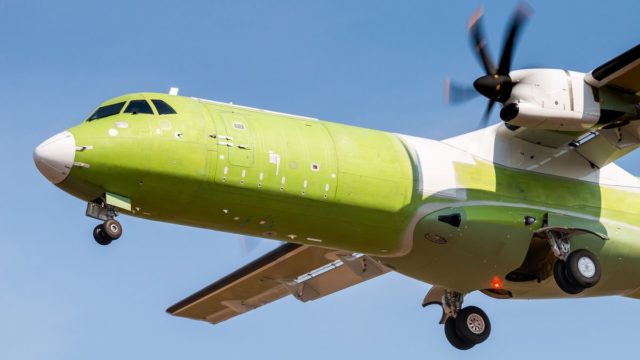 EL nuevo ATR 72-600F realiza su primer vuelo