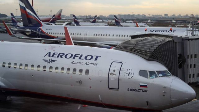 Comisión Europea planea imponer restricciones comerciales a aerolíneas rusas