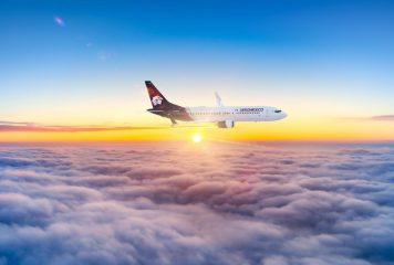 Aeroméxico e Inbursa lanzan nueva línea de tarjetas con beneficios de viaje