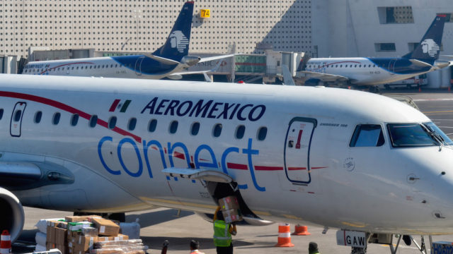 Aeroméxico opera más de 200 vuelos entre Ciudad de México, Guadalajara y Monterrey